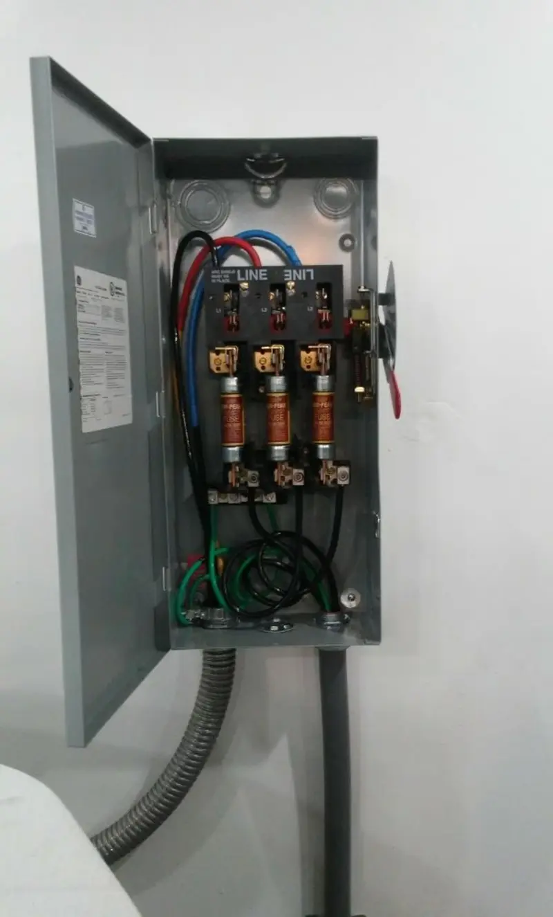 Three-phase disconnect switch installed for Electrical Wiring & Rewiring in Rogers